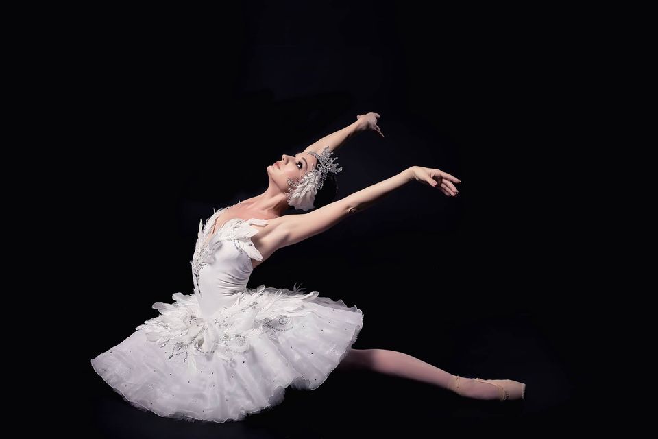 ROYAL LVIV BALLET JEZIORO AB DZIE royal-lviv-ballet-jezioro-ab-dzie