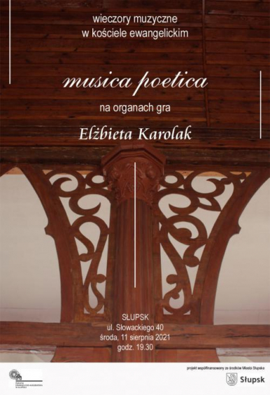 drewniany fragment ażurowych drzwi napis z miejscem i data koncertu tak jak w tekście