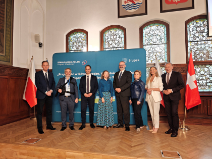 Od lewej; Z.Konwiński, N.Guigas, C.Hammer, M.Zalewska, J.E.F.Filliez, A.Dawydzik, M.Makuch, J.Maniszewski.jpg