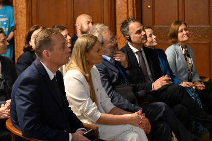 Zbigniew Konwiński, Marta Makuch, Nicolas Guigas, Cliff Hammer, Małgorzata Zalewska, Aneta Krzywicka.JPG