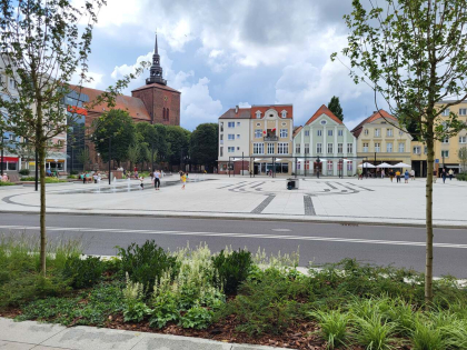 RYNEK 1_Easy-Resize.com.jpg
