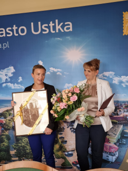 Na zdjęciu widzimy przedstawicielki Spółdzielni Drabina.