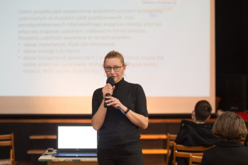 Pani Magdalena Zołotar - koordynator projektu