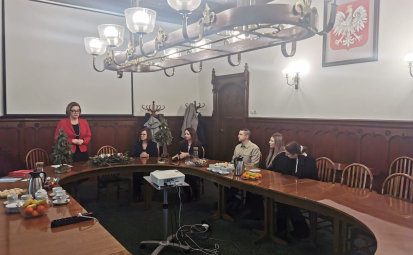 wręczenie aktów nadania stopnia nauczyciela mianowanego nauczycielom wraz z Beatą Chrzanowską, Zastępcą Prezydenta Miasta Słupska, Anną Sadlak Dyrektorką Wydziału Edukcji i dyrektorami szkół.