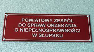 Tablica z napisem informującym siedzibie Zespołu