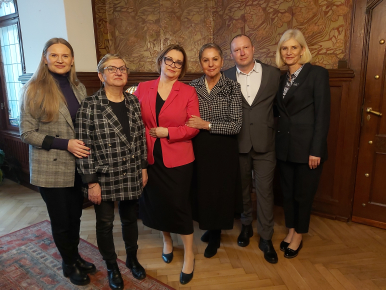 Prezydentki Słupska, dotychczasowa Przewodnicząca Zespołu oraz nowy Przewodniczący