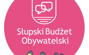 Logotyp SBO - różowe koło, na dole ręce podniesione do góry, napis Słupski Budżet Obywatelski