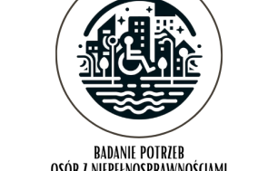 Czarno-biały plakat z ikoną ludzika na wózku inwalidzkim poruszającym się po mieście z opisem: Badanie potrzeb osób z niepełnosprawnościami w mieście Słupsku